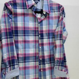 Chaps plaid no iron shirt size med